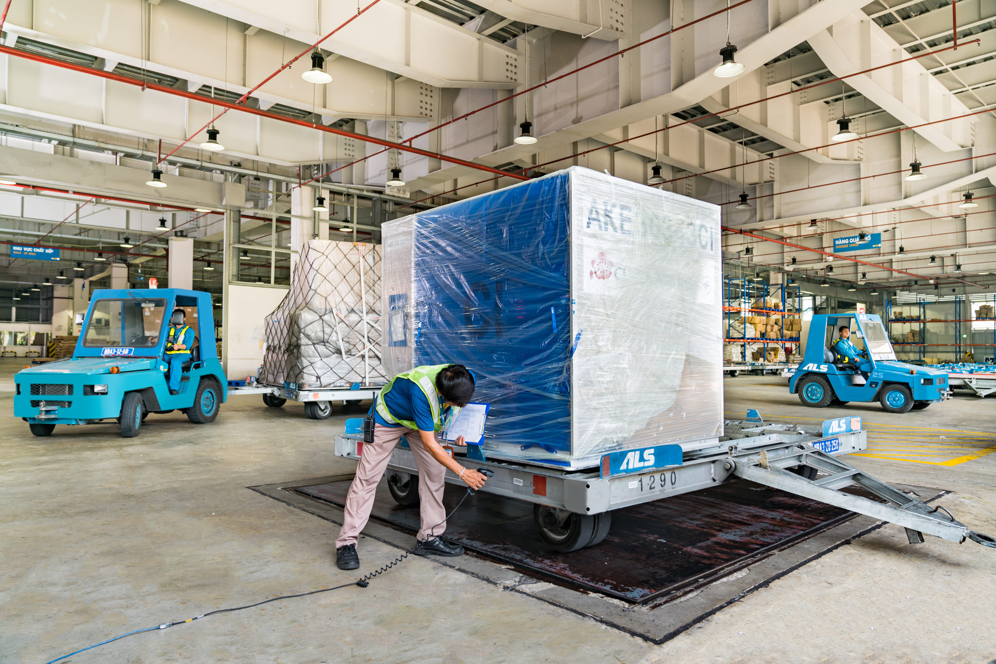 Warehouse Hanoi Corporate Photographer