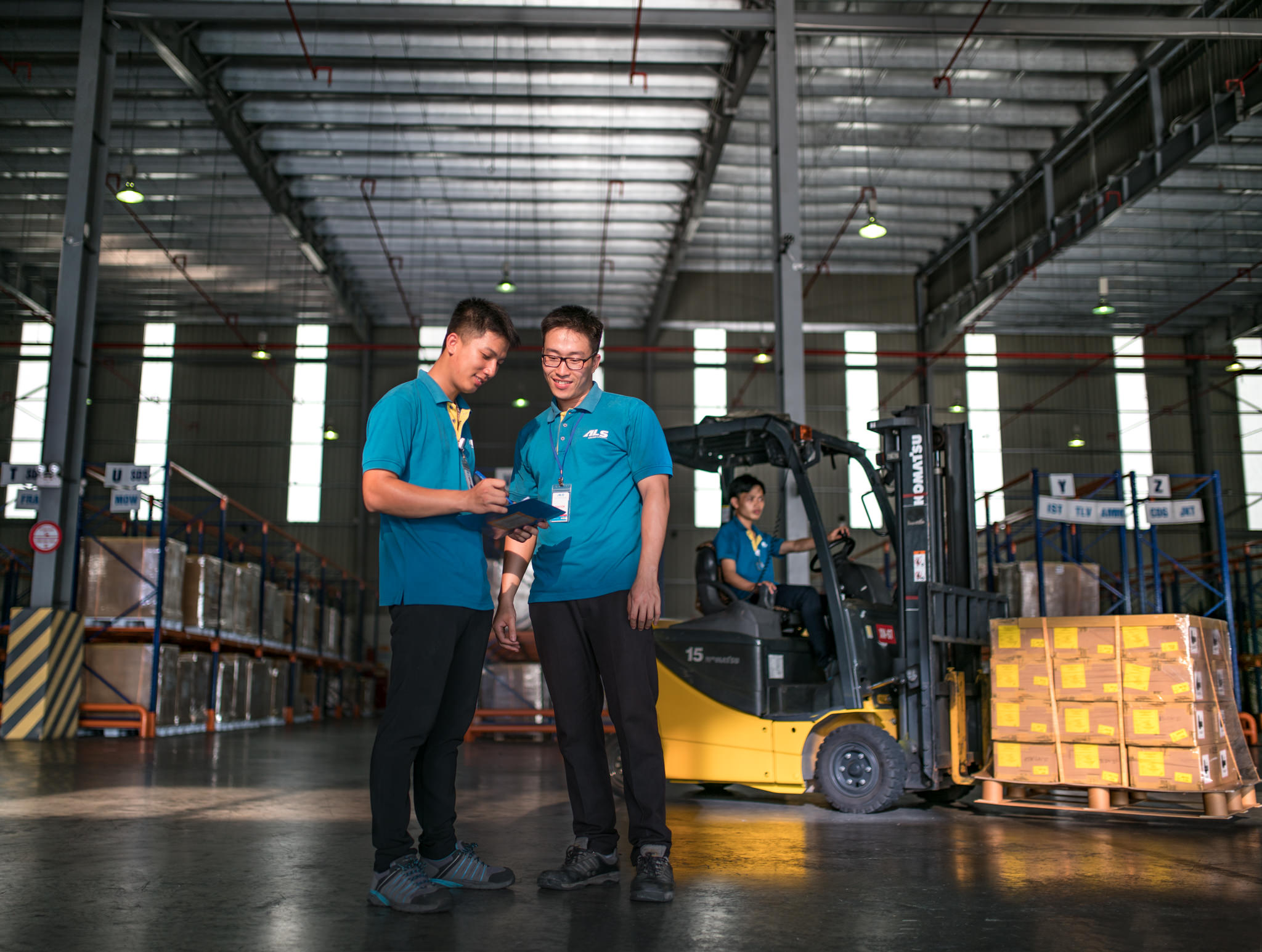 Vietnam Photographer Vietnam Corporate Photographer Ehrin Macksey