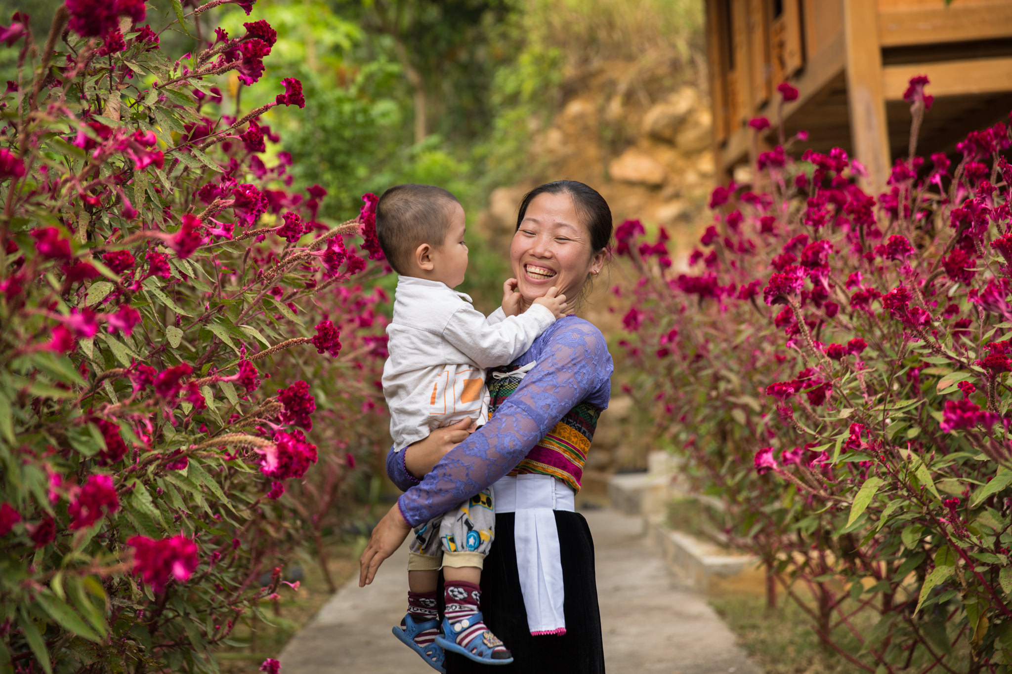 hanoi photographer ehrin macksey